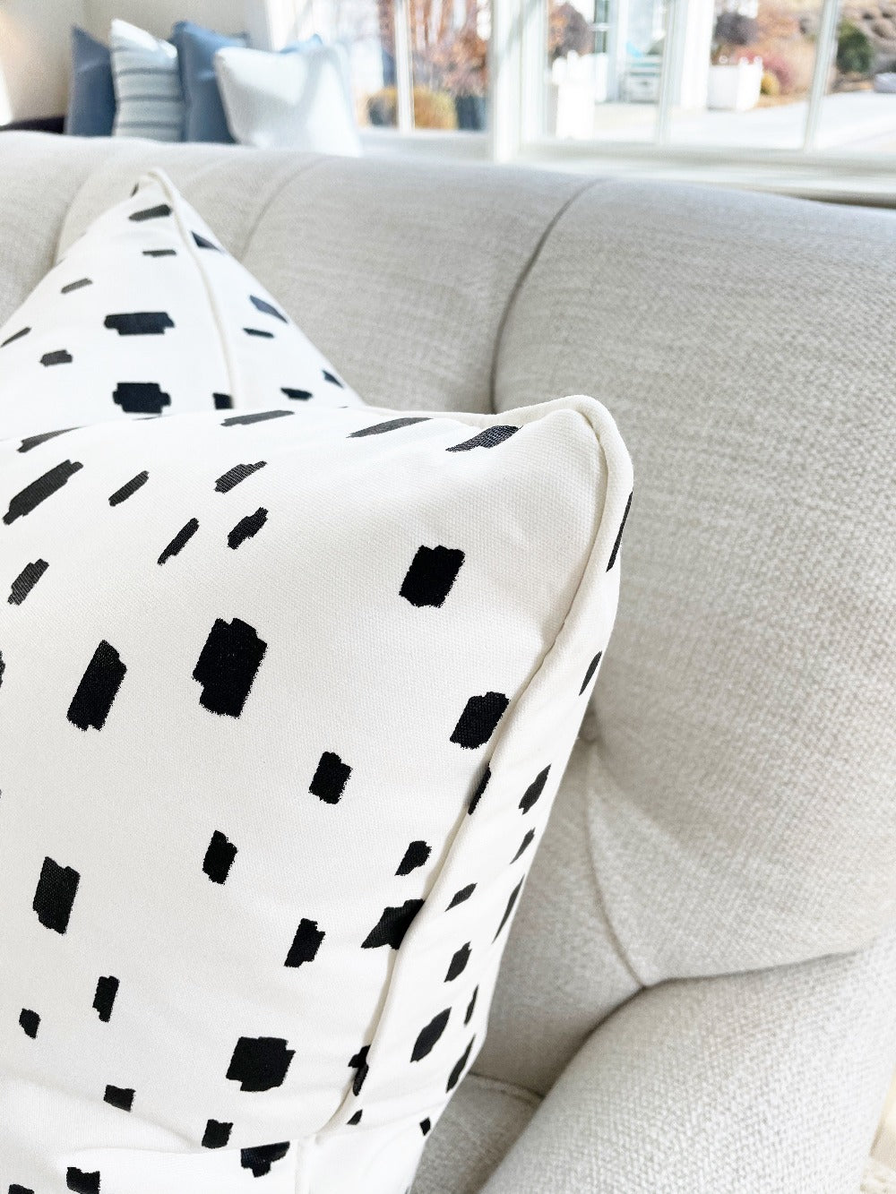 Black polka dot discount pillow